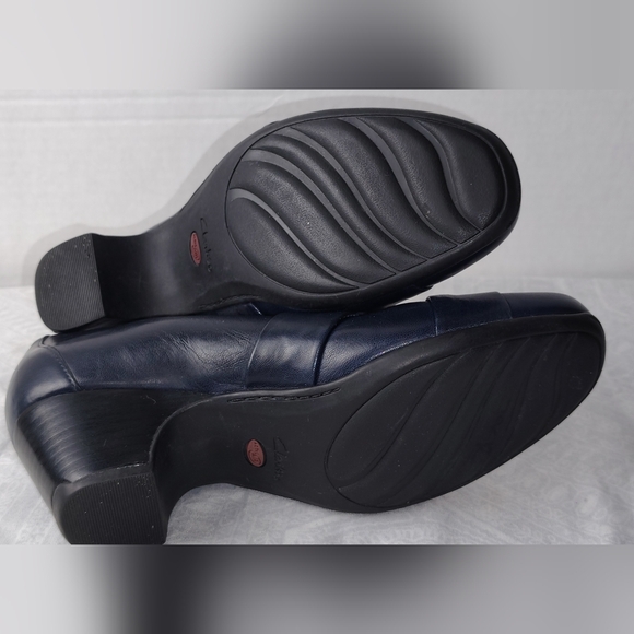 Clark's Everyday Comfort Navy Blue Mary Jane Pumps SZ 6M Office Heels Executive - Picture 14 of 16